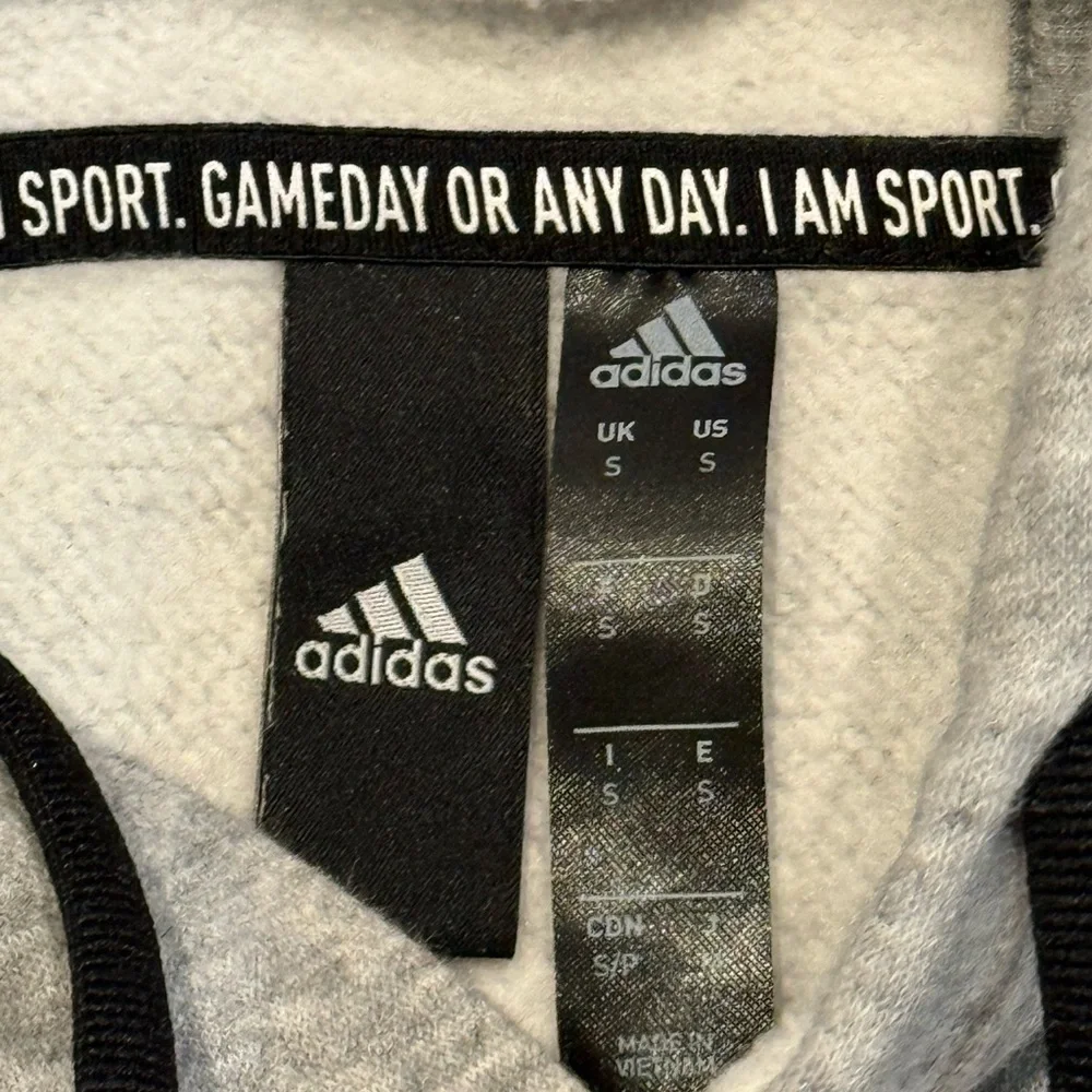 Adidas Men’s Gray Hoodie‎ with Red Accents Size Small